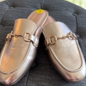 Elegant Gold Mules for Women